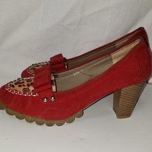 Size 7.5 - 8 High Heel Loafers
